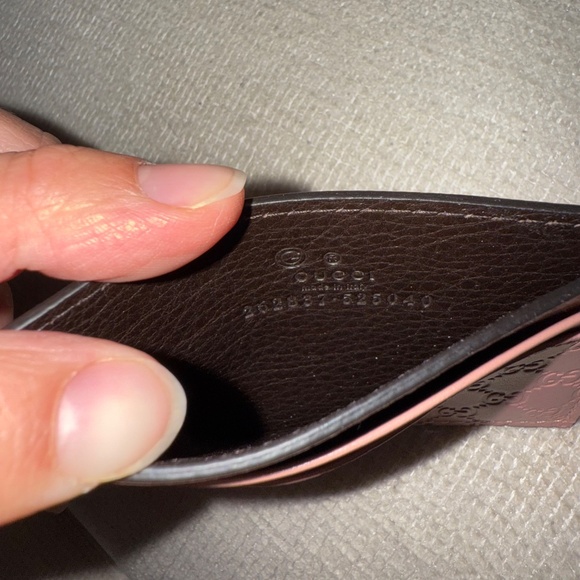 Gucci Microguccissima Pattern Leather Card Holder - Picture 3 of 3